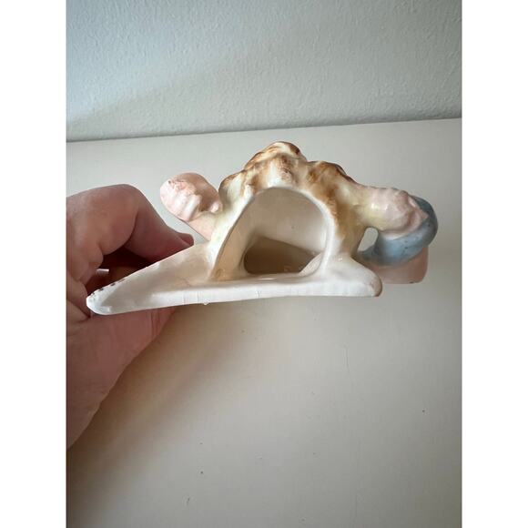 Vintage Winged Cherub Angel Wall Pocket Figurine it Cherub Planter Stamped Japan - Picture 7 of 9